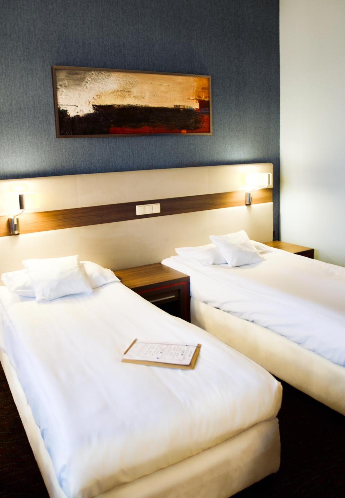 Hotel Szafran Czeladź Dış mekan fotoğraf